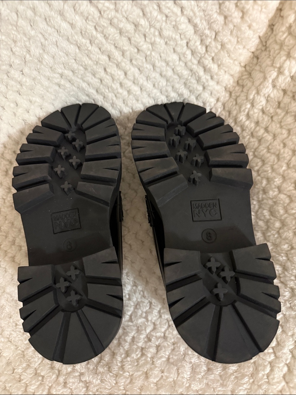 NWT Women’s 8 Madden New York City Lug Sole Coin Black Patent Loafer Cottagecore - Picture 9 of 12